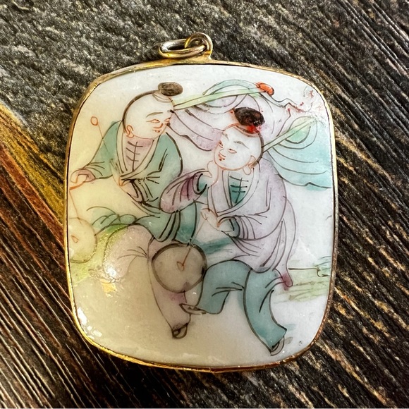 Pendant Purchased in China - Picture 4 of 4